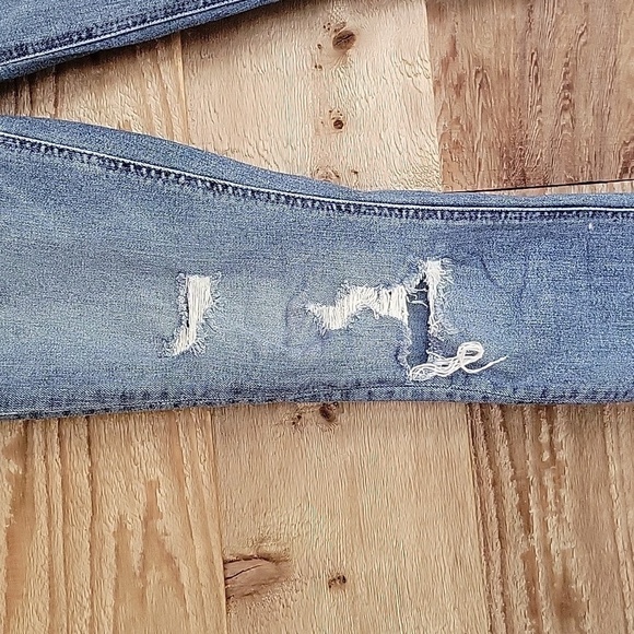 MOTHER Size 25 Mid Rise Dazzler Ankle Fray Jeans in Weekend Warrior - Picture 3 of 11